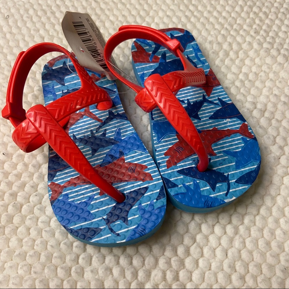 NWT I BABY shark SANDALS